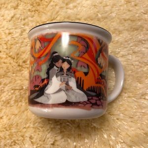 “Hidden Promises” illuminate mug